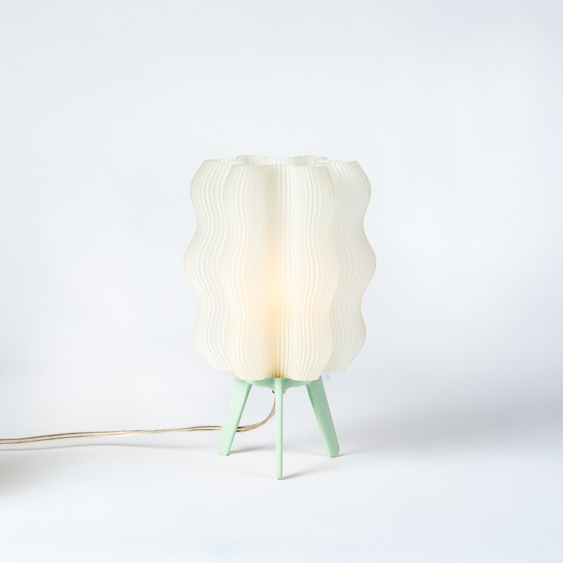 Wooj Design Wavy Lamp In Green