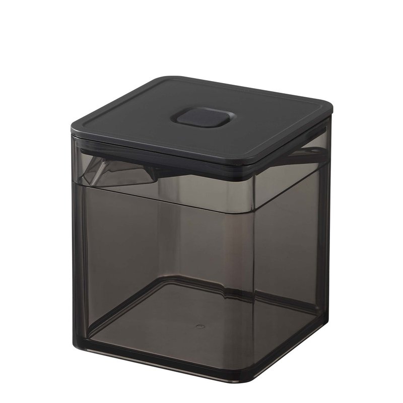 Yamazaki Home Vacuum-sealing Food Container In Black