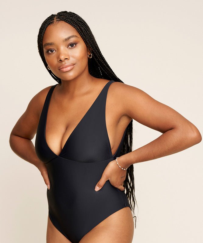 Zonarch Holiday One Piece In Black